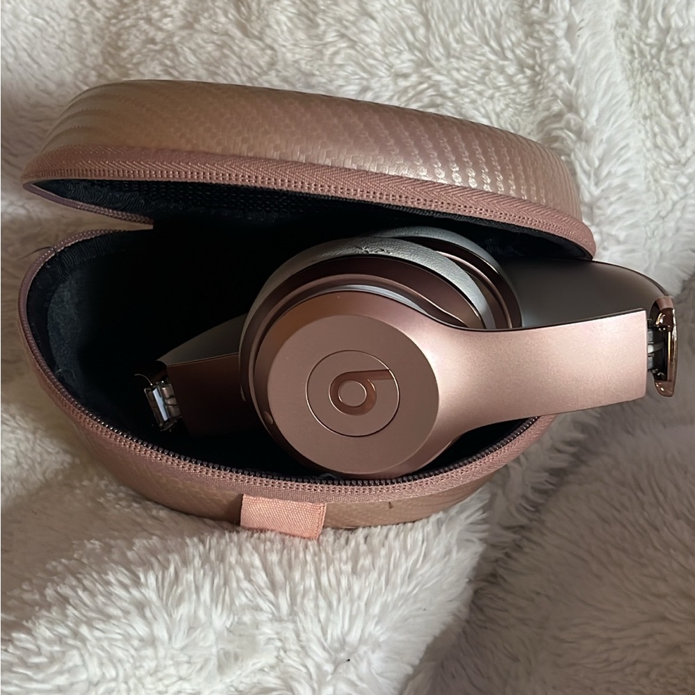 Beats Solo3 Wireless On-Ear Headphones
